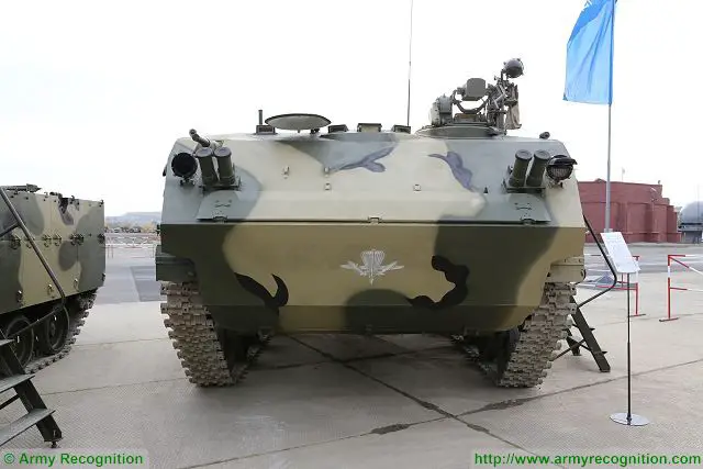 BTR MDM Rakuszka - BTR-MDM_Rakushka_multirole_airborne_tracked_armoure...sia_Russian_army_002.jpg obraz WEBP 640427 pikseli.png